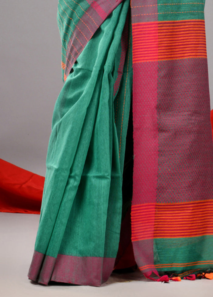 Green Cotton Saree With Blouse Piece