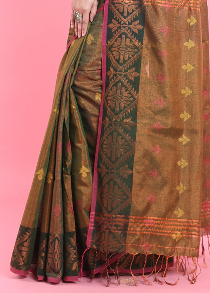 Green Spun Silk Saree With Blouse Piece