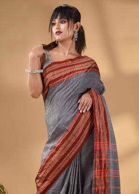 Grey Pure Cotton Saree With Blouse Piece - Indian Silk House Agencies