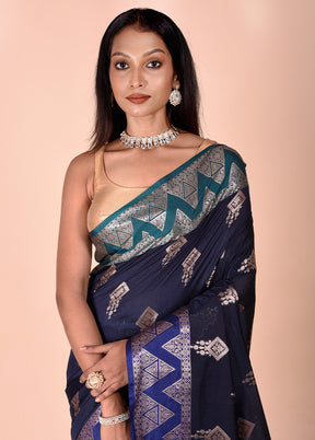 Blue Cotton Saree With Blouse Piece