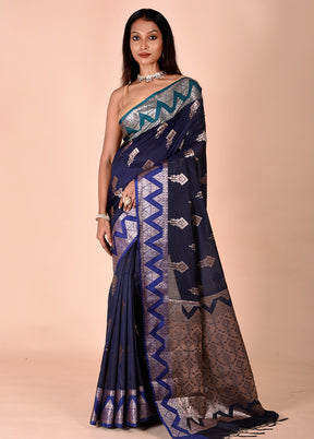 Blue Cotton Saree With Blouse Piece