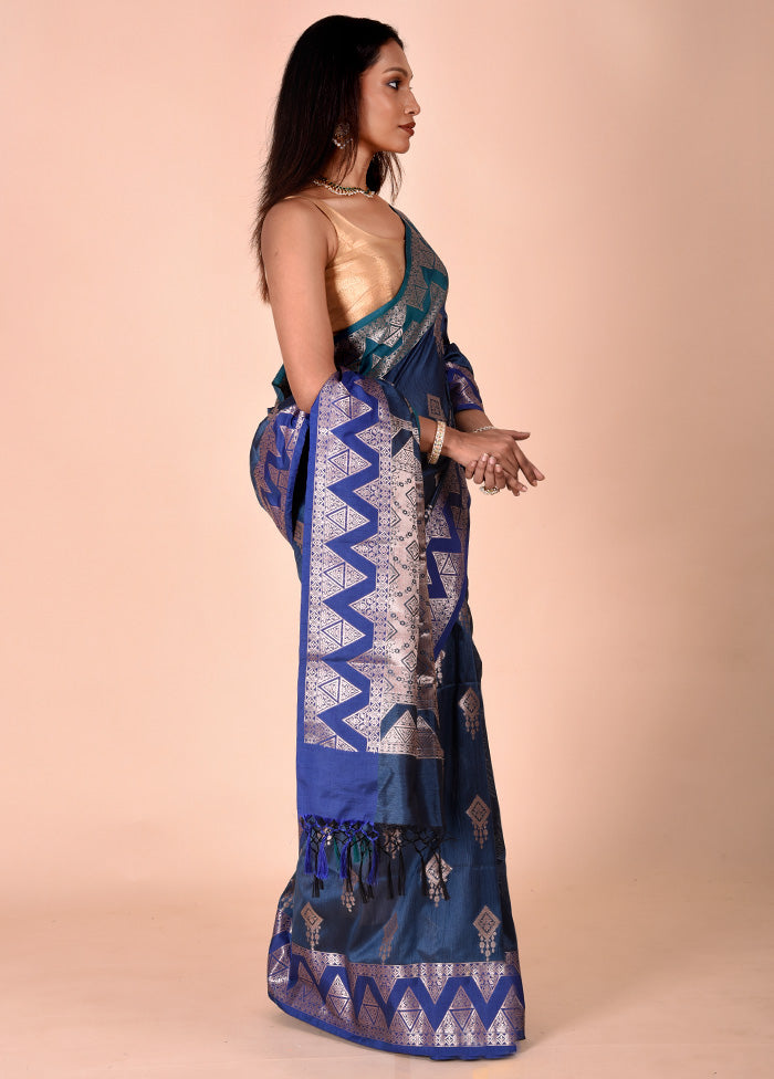 Blue Cotton Saree With Blouse Piece