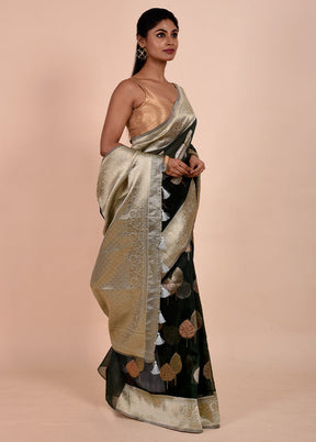 Green Kora Silk Saree With Blouse Piece