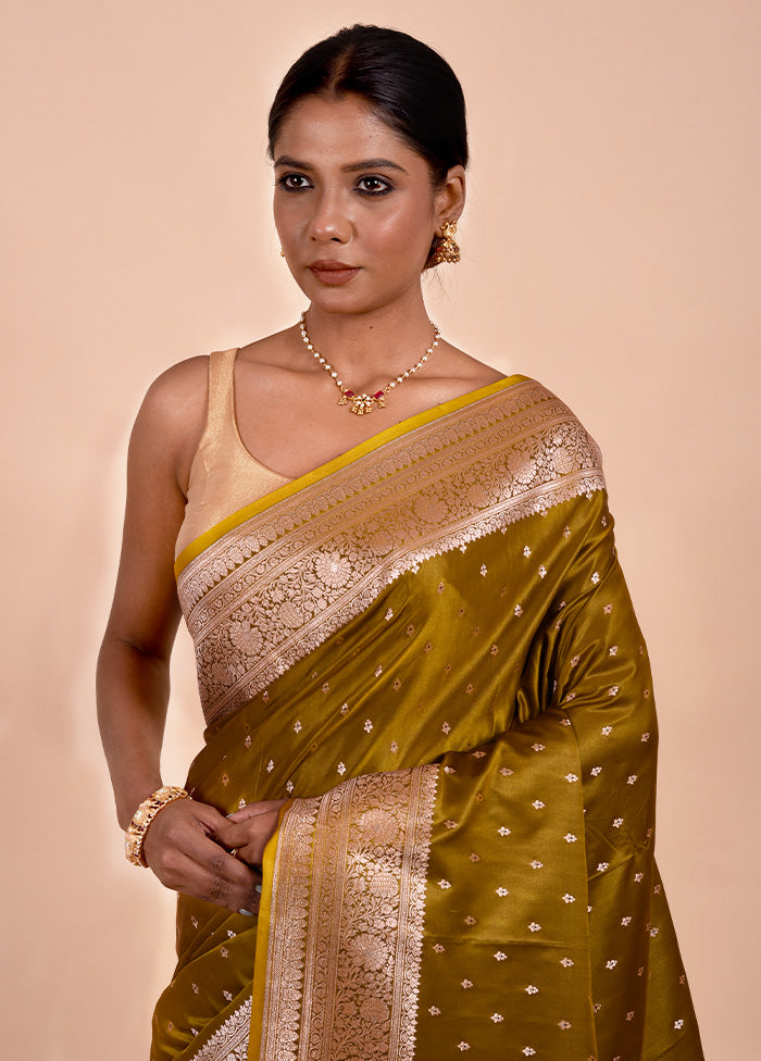 Green Katan Silk Saree With Blouse Piece