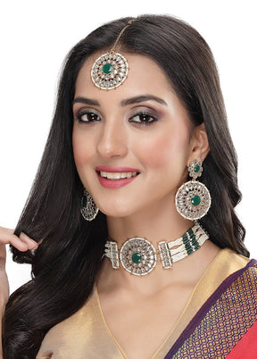 Green Alloy Glossy Jewellery Set