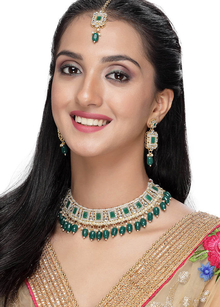 Green Alloy Glossy Jewellery Set