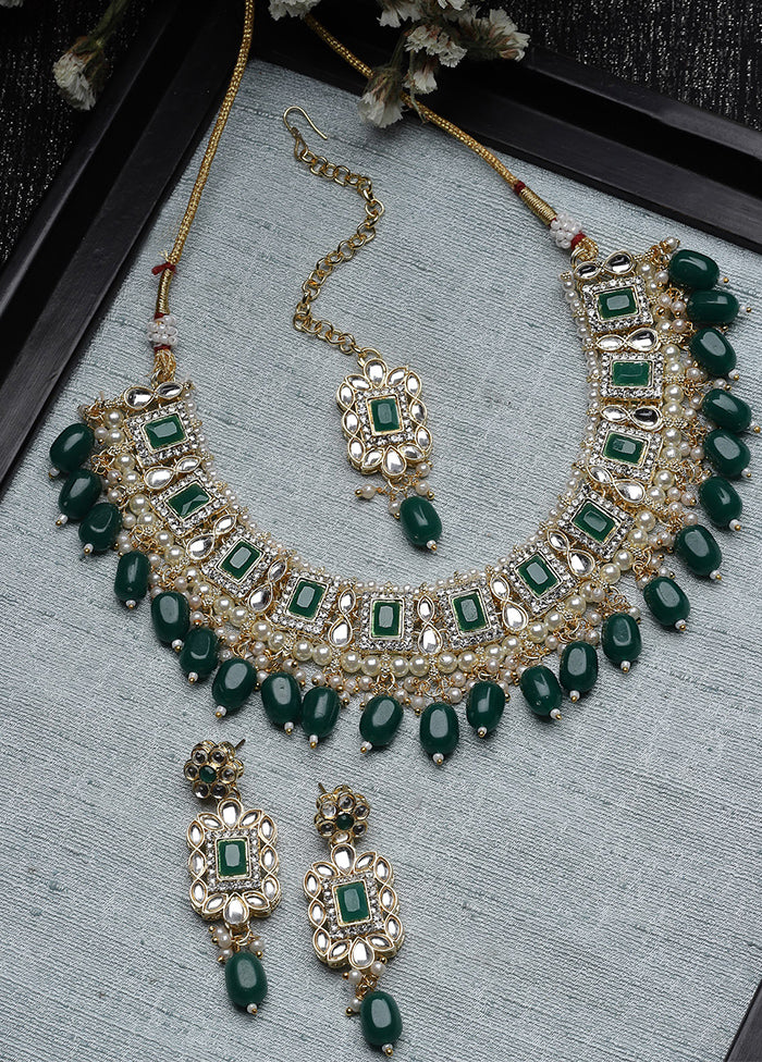 Green Alloy Glossy Jewellery Set