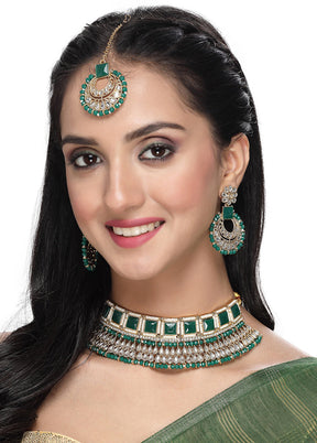 Green Alloy Glossy Jewellery Set