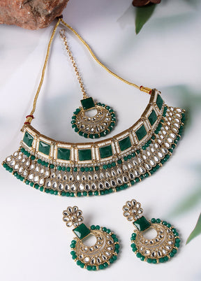 Green Alloy Glossy Jewellery Set