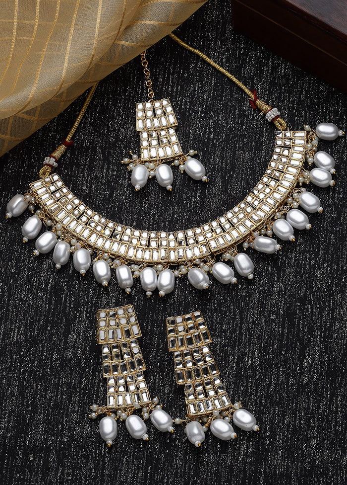 White Alloy Glossy Jewellery Set