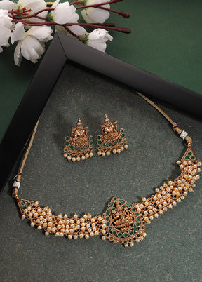 Green Alloy Glossy Jewellery Set