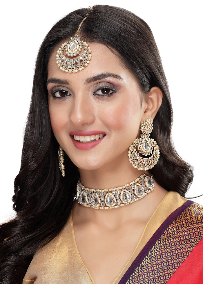 White Alloy Glossy Jewellery Set