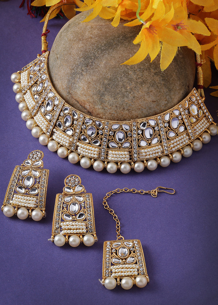 White Alloy Glossy Jewellery Set