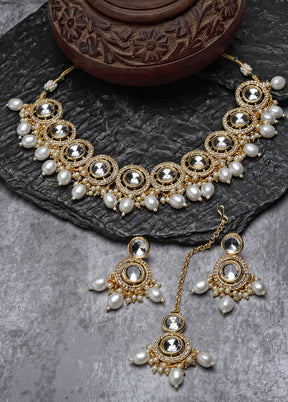 White Alloy Glossy Jewellery Set