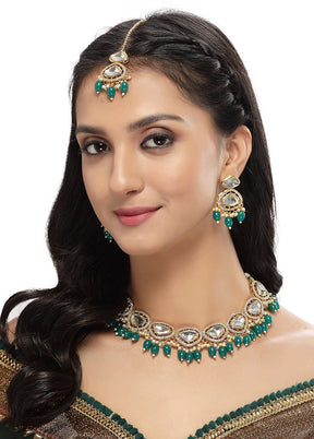 Green Alloy Glossy Jewellery Set