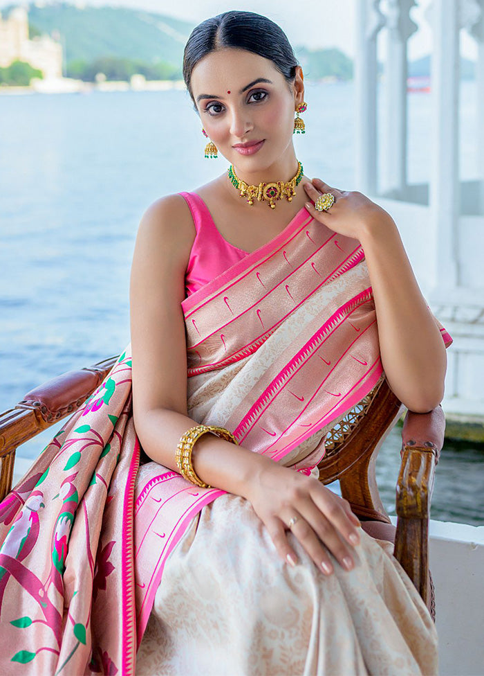 White Kanjivaram Silk Saree With Blouse Piece