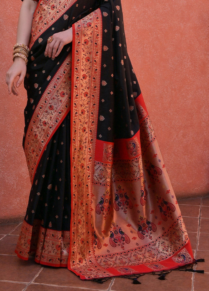 Black Dupion Silk Saree With Blouse Piece