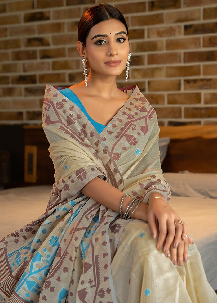 Blue Silk Saree With Blouse Piece