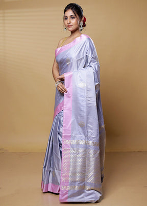 Grey Handloom Banarasi Pure Silk Saree With Blouse Piece