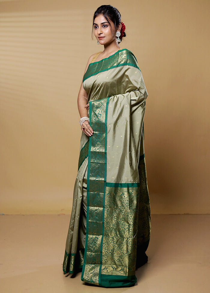 Grey Kanjivaram Silk Saree With Blouse Piece