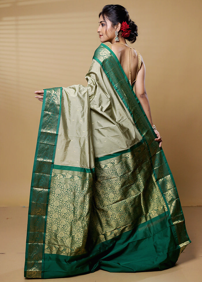 Grey Kanjivaram Silk Saree With Blouse Piece