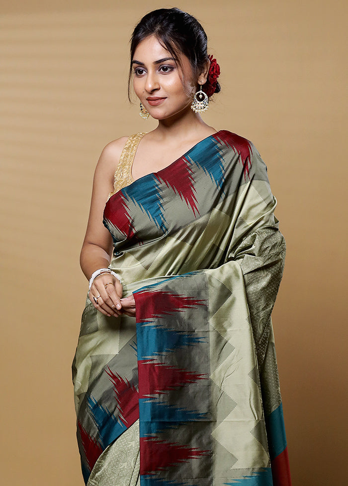 Green Kanjivaram Silk Saree With Blouse Piece