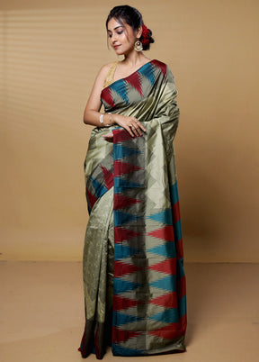 Green Kanjivaram Silk Saree With Blouse Piece