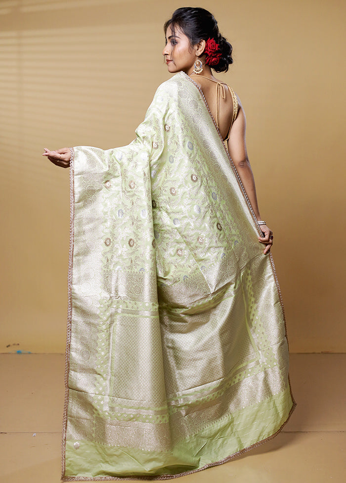 Green Dupion Silk Saree With Blouse Piece