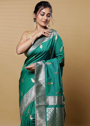 Green Dupion Silk Saree With Blouse Piece