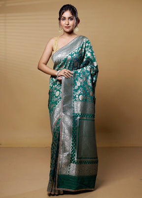 Green Dupion Silk Saree With Blouse Piece