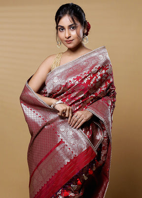 Red Dupion Silk Saree With Blouse Piece