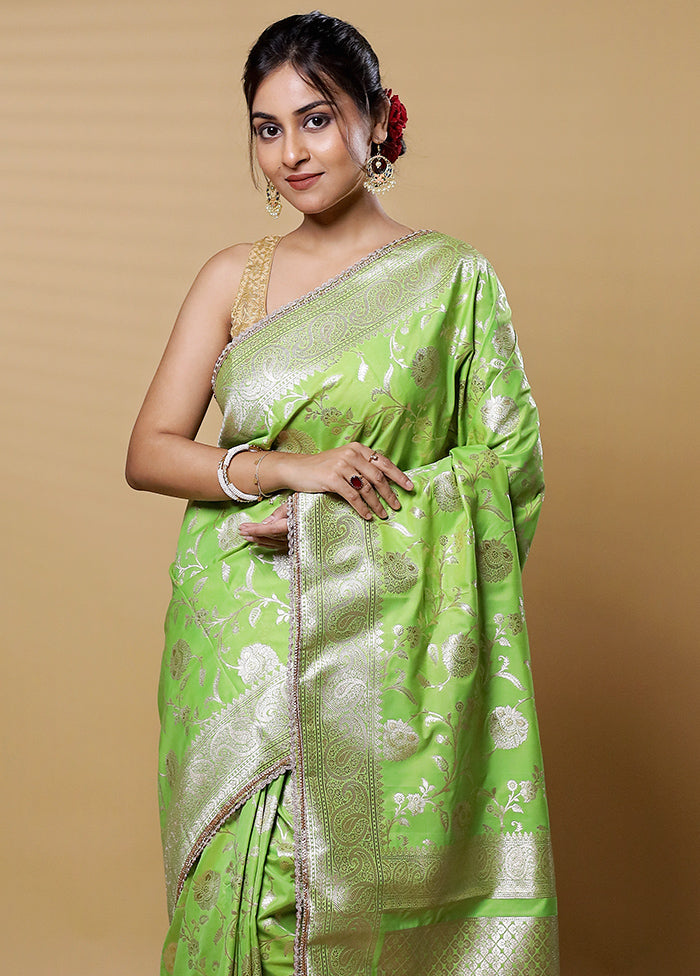 Green Dupion Silk Saree With Blouse Piece