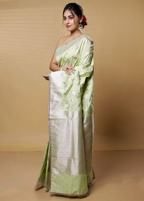 Green Dupion Silk Saree With Blouse Piece