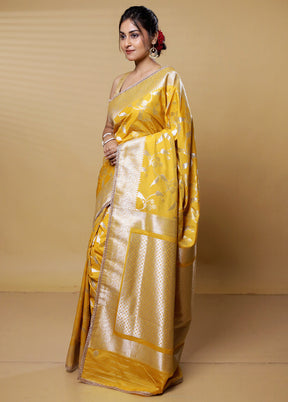 Yellow Dupion Silk Saree With Blouse Piece