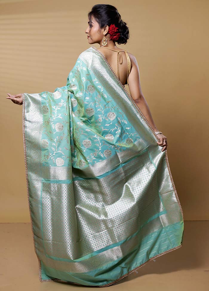 Green Dupion Silk Saree With Blouse Piece