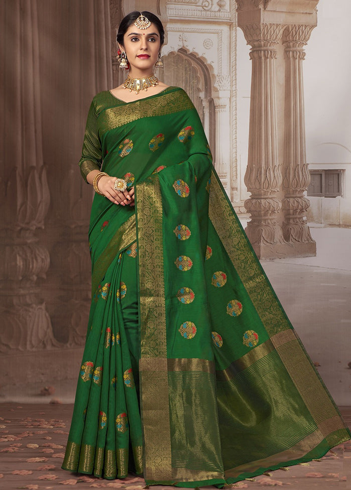 Dark Green Silk Saree With Blouse Piece