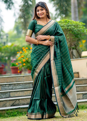 Green Dupion Silk Saree With Blouse Piece