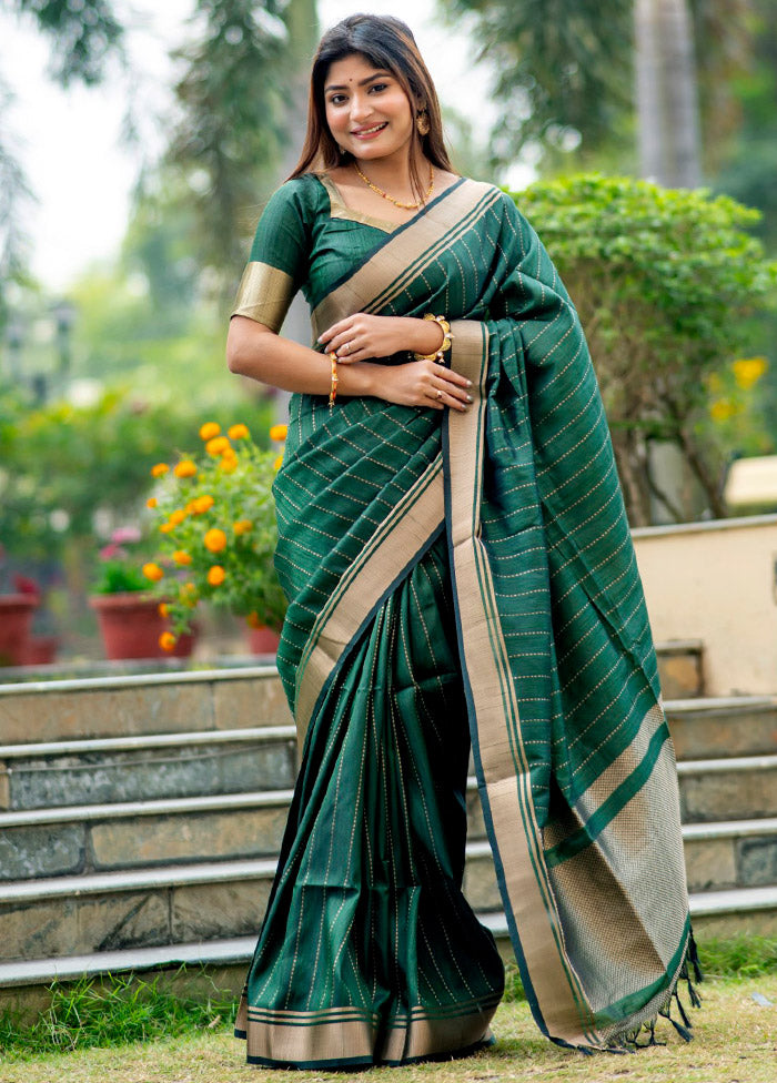 Green Dupion Silk Saree With Blouse Piece