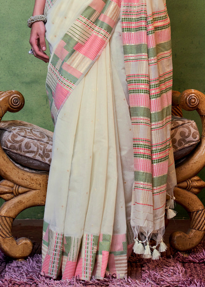 Cream Cotton Saree With Blouse Piece