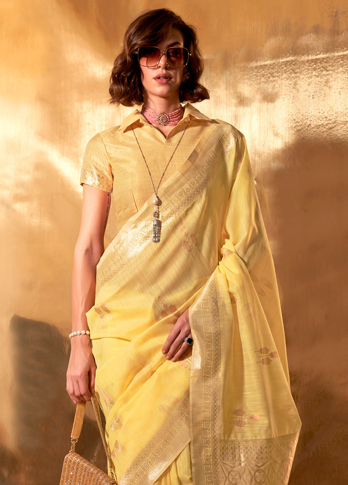 Yellow Cotton Saree With Blouse Piece