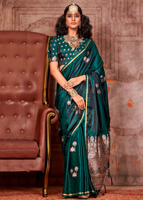 Green Spun Silk Saree With Blouse Piece