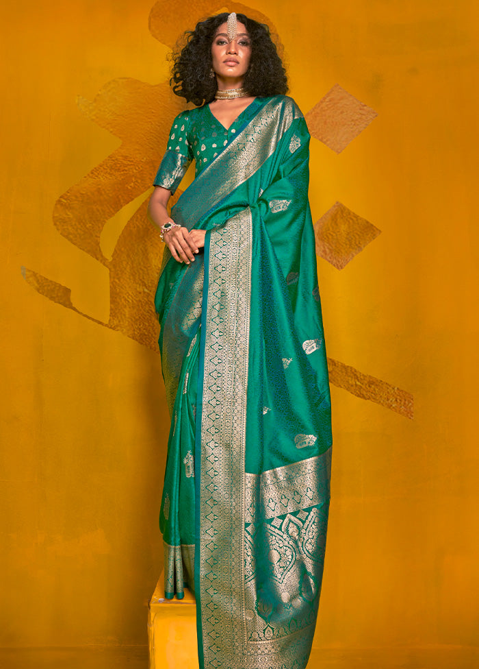 Green Spun Silk Saree With Blouse Piece