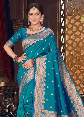 Blue Spun Silk Saree With Blouse Piece