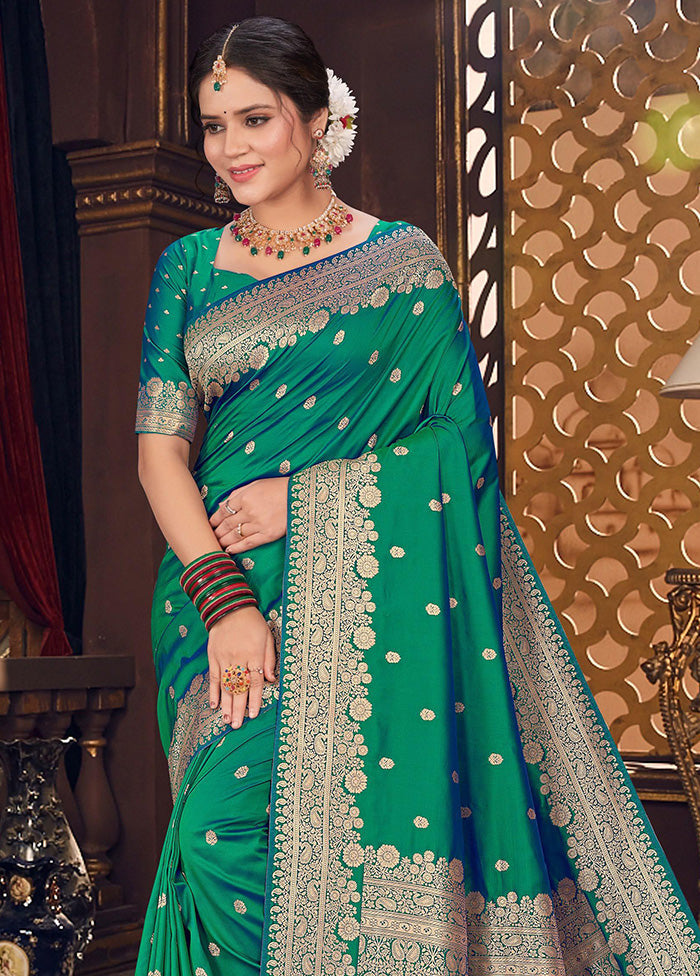 Green Spun Silk Saree With Blouse Piece