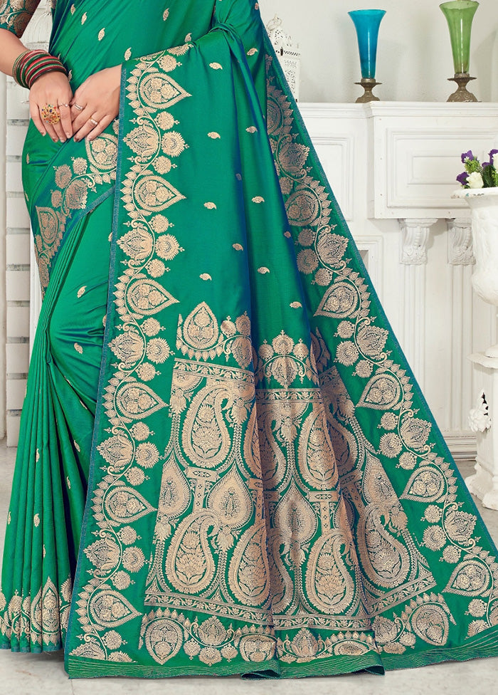 Green Spun Silk Saree With Blouse Piece