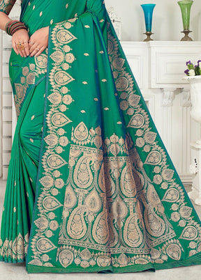 Green Spun Silk Saree With Blouse Piece