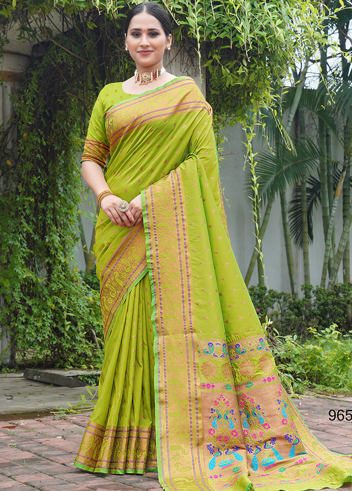 Green Dupion Silk Saree With Blouse Piece