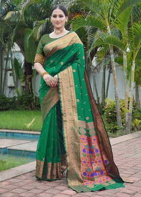 Green Dupion Silk Saree With Blouse Piece