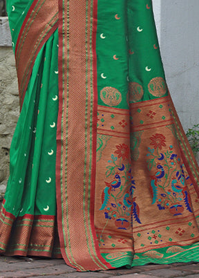 Green Dupion Silk Saree With Blouse Piece