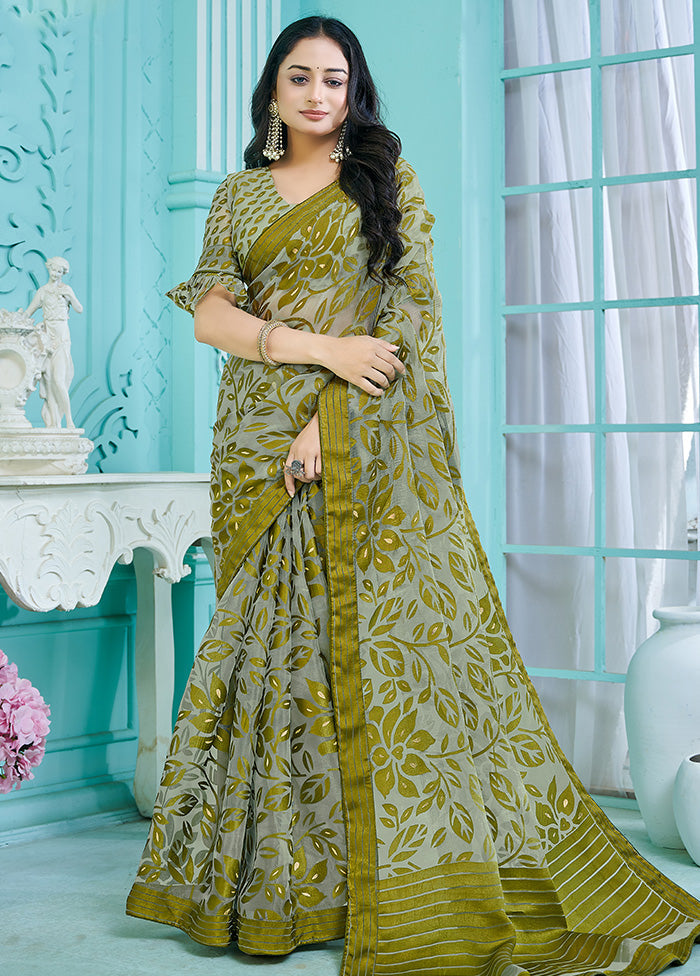 Green Crepe Silk Saree With Blouse Piece